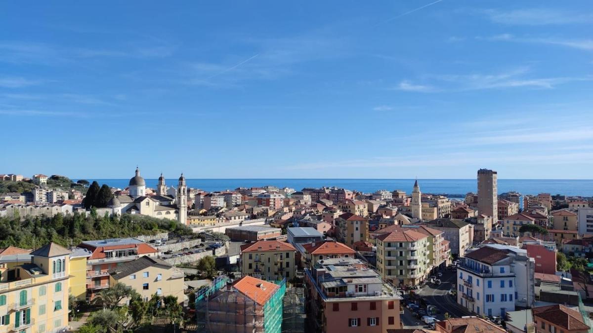 Super Vista Al Grattacielo Di Lavagna Exterior foto